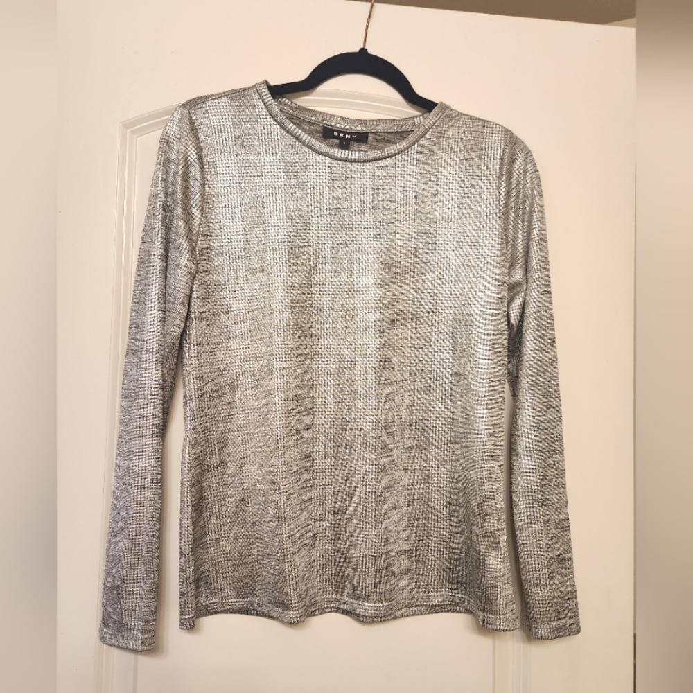 DKNY metallic top size S